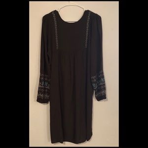 Roper Dresses - Roper Embroidered Dress Roper Dresses - Roper Embroidered Dress